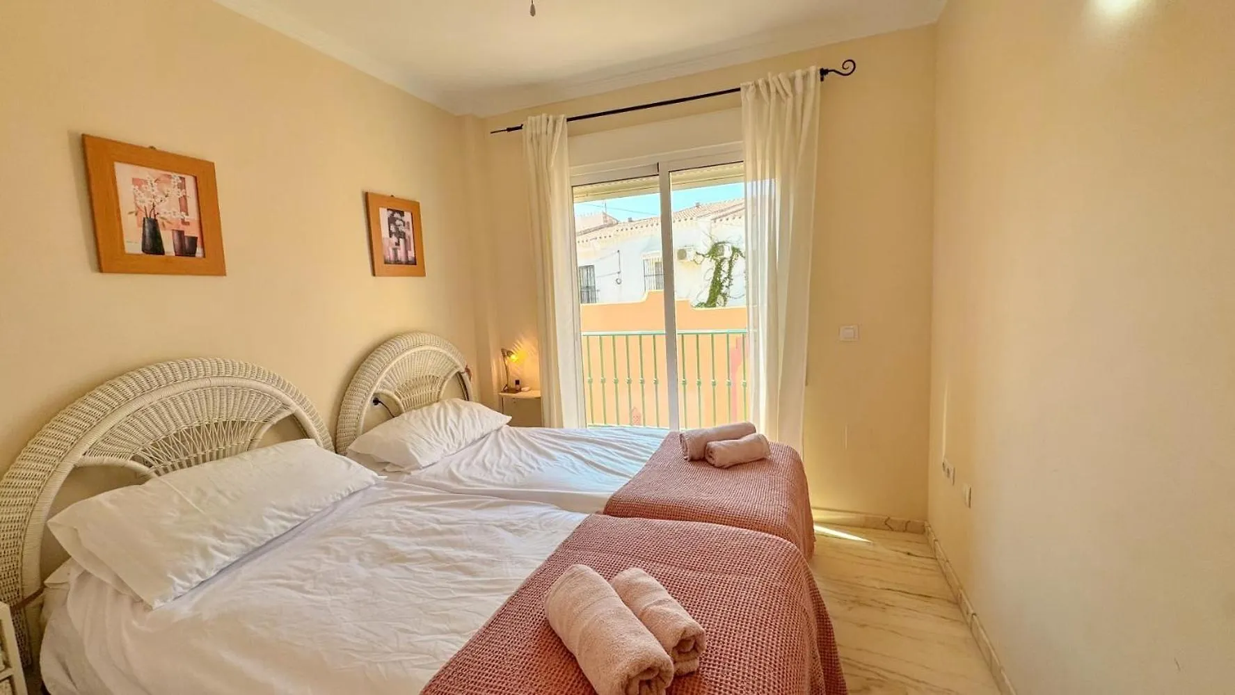 Ibn Sadi Apartment Nerja 0*,
